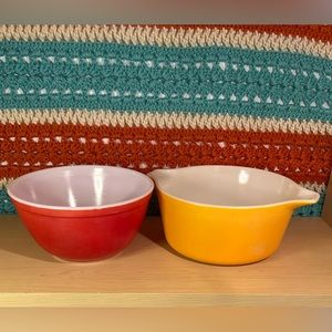PYREX DWD Red Primary Mixing Bowl & Orange Casserole Dish w/o Lid